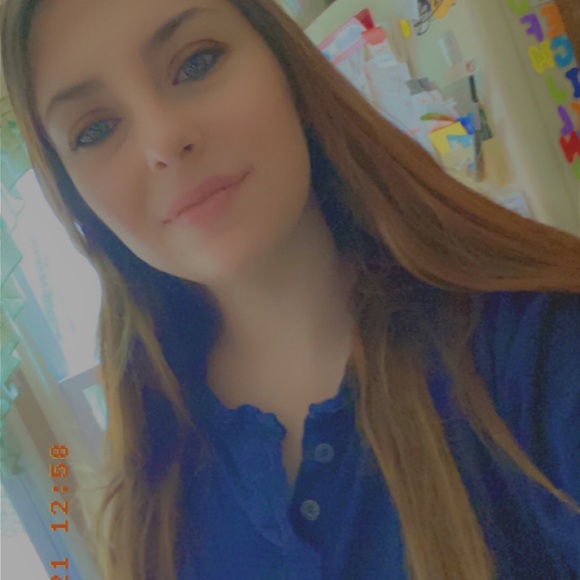 Profile Picture of Casandra Mckinsey (@casandrad909) on Poshmark