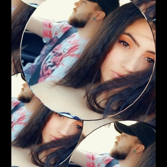 Jenna Jerome - Poshmark Profile Picture of Jenna Jerome (@yenna21) on Poshmark