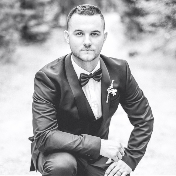 Profile Picture of Jesse Baughman (@jbaughman90) on Poshmark