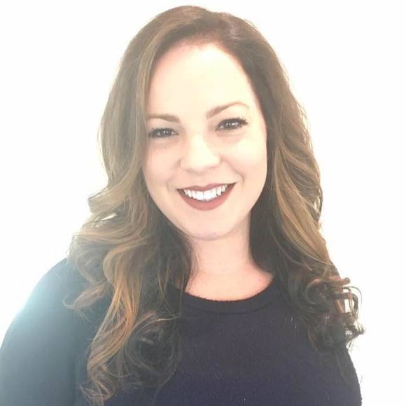 Profile Picture of Katie Berardelli (@k80ber) on Poshmark