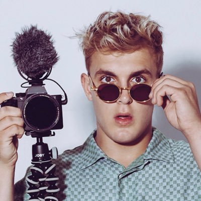 Profile Picture of Brandon Collier (@BWebbsMomma) on Twitter