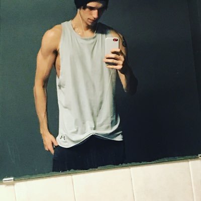 Profile Picture of Colin Patrick Gillen (@colin32211465) on Twitter