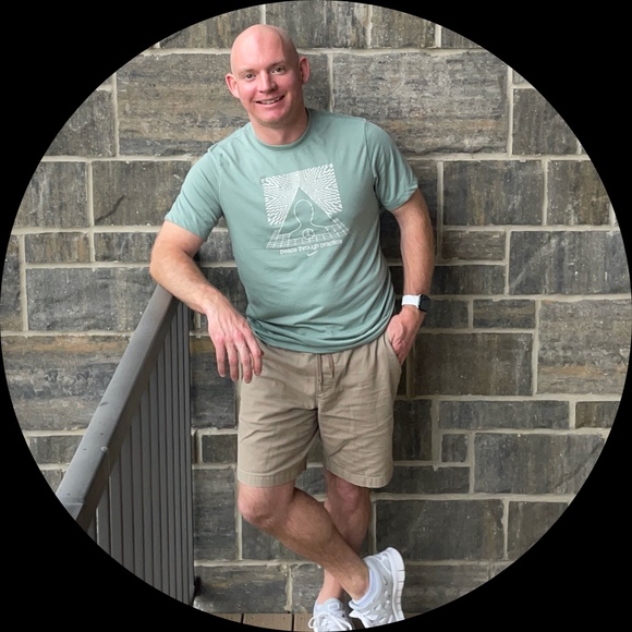 Profile Picture of Isaac Leary (@learyike) on Poshmark