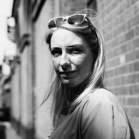 Profile Picture of Kate Baxter (@fabricofmylife) on Pinterest