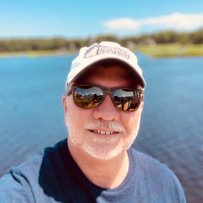 Profile Picture of Jeff Wicker (@Wicker2Jeff) on Twitter