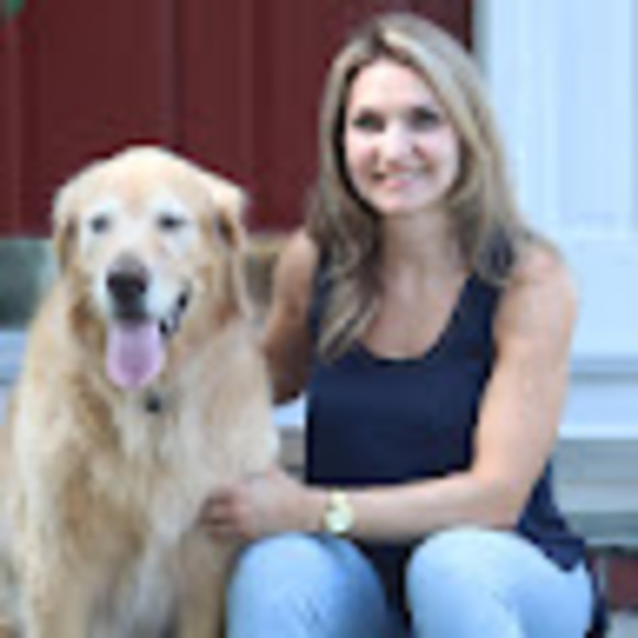 Profile Picture of Kate Vargo (@kate_vargo) on Poshmark