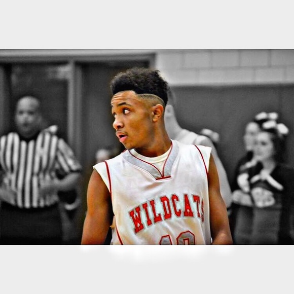 Profile Picture of Chris Fontes (@christopherf) on Poshmark