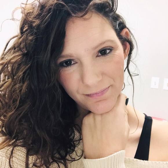 Sonja Brooks - Poshmark Profile Picture of Sonja Brooks (@sonleigh679) on Poshmark