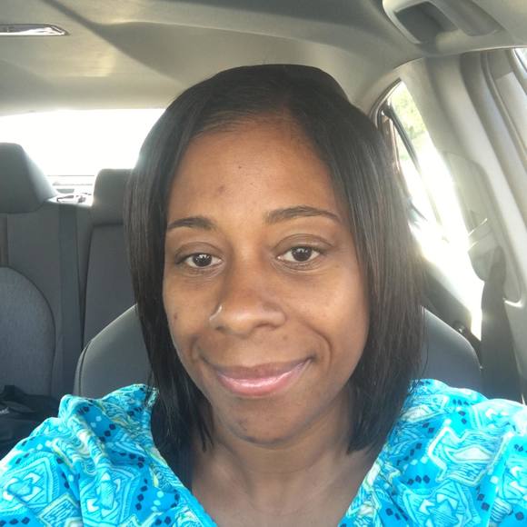 Profile Picture of Sylvia Hooker (@sylvia_hooker) on Poshmark