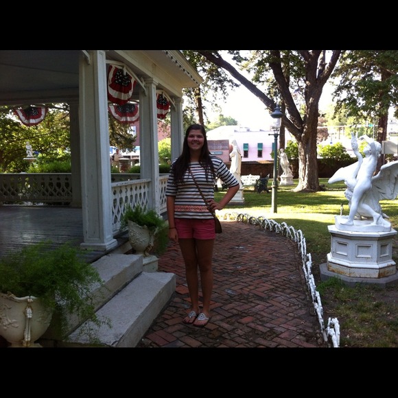 Profile Picture of Bailey Slifer (@slifey) on Poshmark
