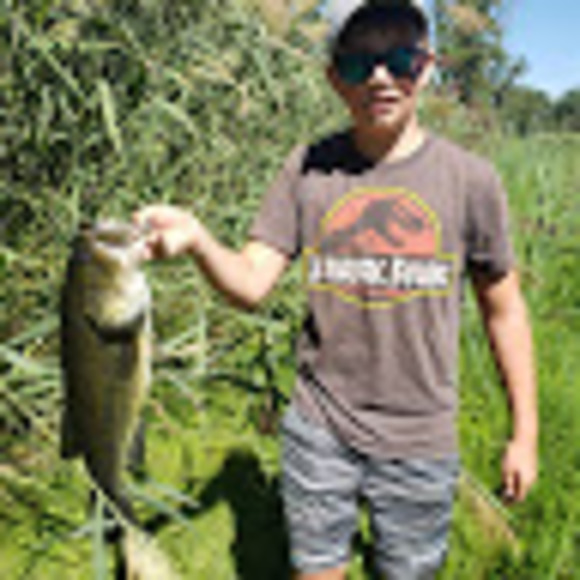 Profile Picture of Tyler Tuttle (@tutttyle) on Poshmark