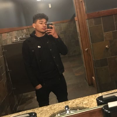 Profile Picture of B  🇬🇹 🇸🇻 (@Bryan_Alvarado9) on Twitter