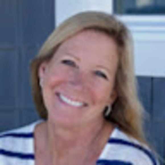 Profile Picture of Monica Payer (@monicapayer7) on Poshmark