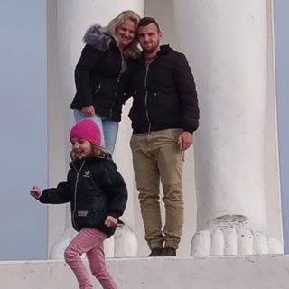 Profile Picture of Pall Izabella (@pllizabella) on Facebook