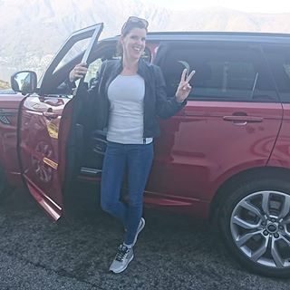 Profile Picture of Andrea Ross (Gerry) (@GloriaGame) on Facebook