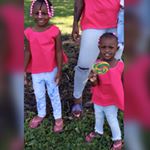 Profile Picture of Nyomi & Nyla Bell (@nyomithepress) on Instagram