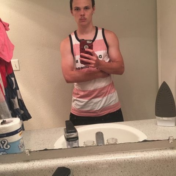 Profile Picture of Joshua Walton (@joshuawalton707) on Poshmark
