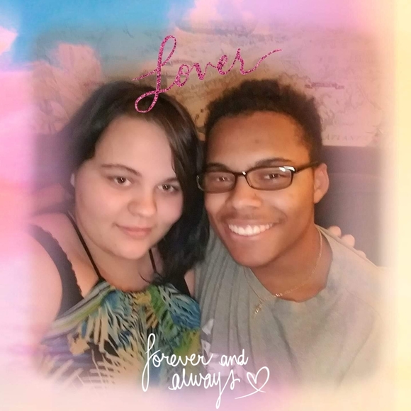 Mckenzie Boals - Poshmark Profile Picture of Mckenzie Boals (@mckenzieboals) on Poshmark