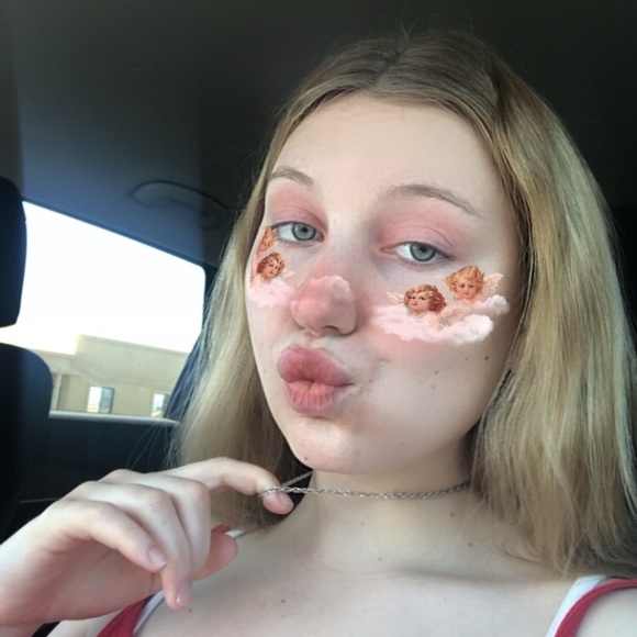 Profile Picture of Skylar Shaw (@ssskylaar) on Poshmark