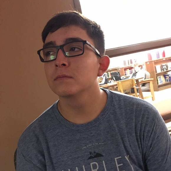 Hanson Schumacher - Poshmark Profile Picture of Hanson Schumacher (@hanschumacher17) on Poshmark