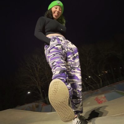 Profile Picture of Mackenzie Andrews (@MackA7111) on Twitter