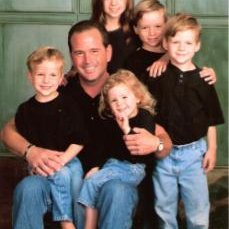 Profile Picture of Paul Farwell (@Farwell5) on Twitter