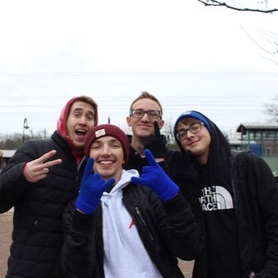 Profile Picture of Sam Wuest (@miniwuestvlogs) on Twitter