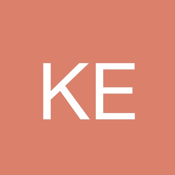 Profile Picture of Kristine Emken (@kristineemken9) on Poshmark