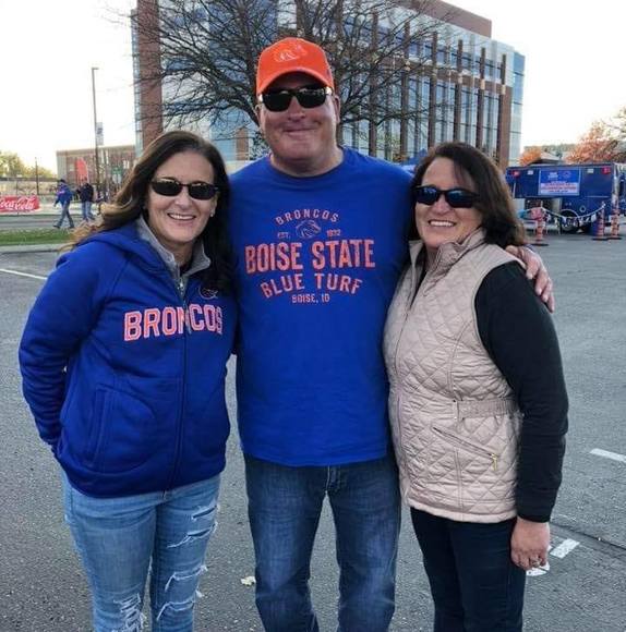 Profile Picture of Jeffrey Carvalho (@jeffreycarvalho) on Poshmark