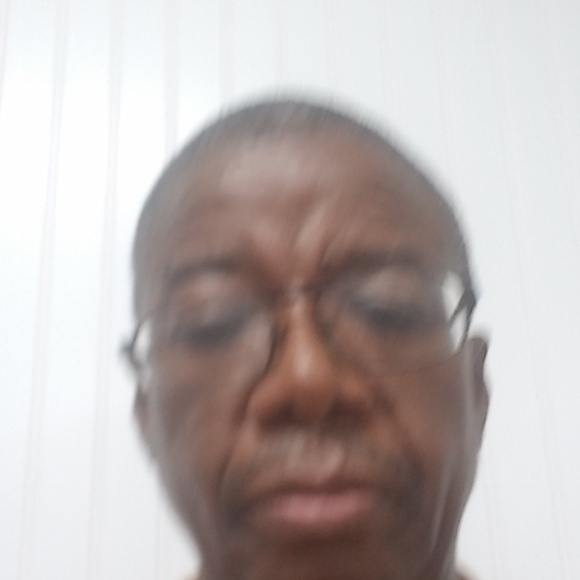 Profile Picture of Carl Fraser (@realtorman) on Poshmark