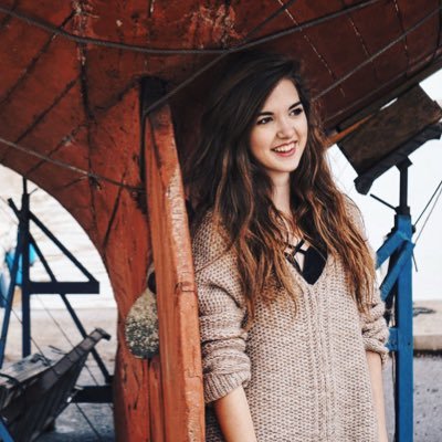 Profile Picture of Rachel Clift (@vintage_lover) on Twitter