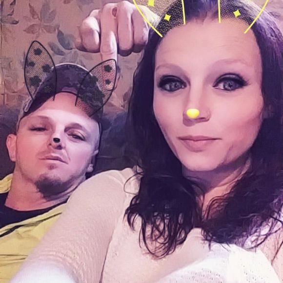 Profile Picture of Arleta Trimbath (@letawaffles) on Poshmark