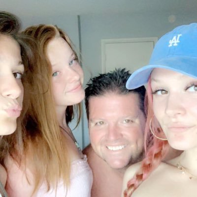 Profile Picture of Mike Cohoon_WineGuy 🍷 🍷 🍷 (@TheWineGuy7) on Twitter