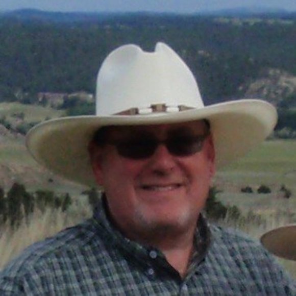 Profile Picture of Jerry Weber (@jandmweber) on Poshmark