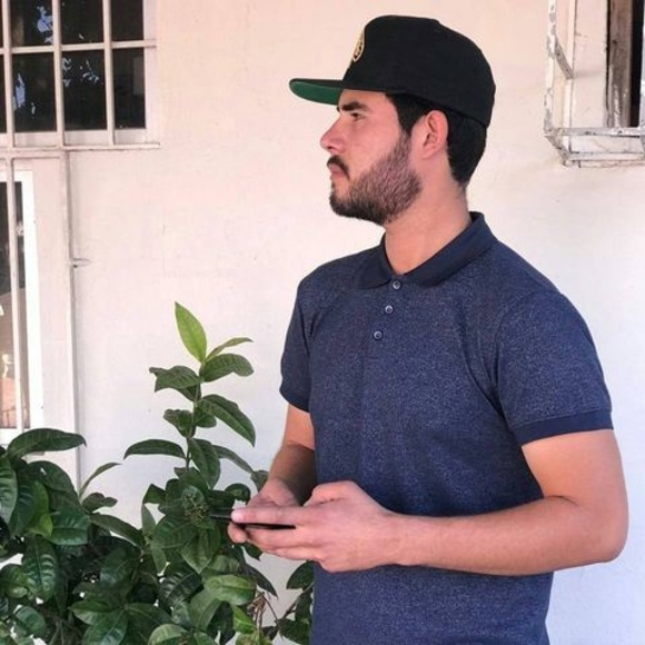 Juan Chavira - Poshmark Profile Picture of Juan Chavira (@larajuan2011) on Poshmark