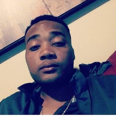 Profile Picture of Joseph Luckey (@Luckeycharms98) on Twitter