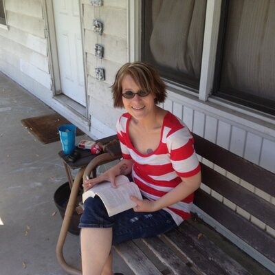 Profile Picture of Kendall Hughes (@kendallhughes77) on Twitter