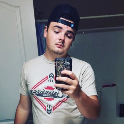 Profile Picture of Aaron Ponder (@AaronPonder4) on Twitter