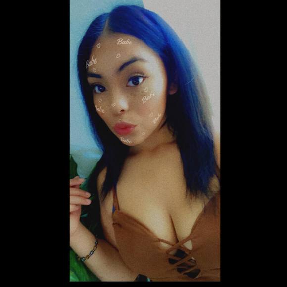 Profile Picture of Judith Gonsalez (@heidy123g) on Poshmark
