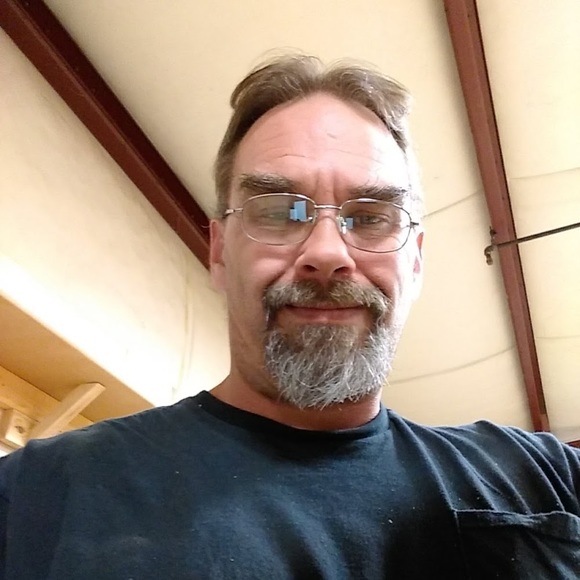 Profile Picture of Mike Vanover (@caoutlaw55) on Poshmark