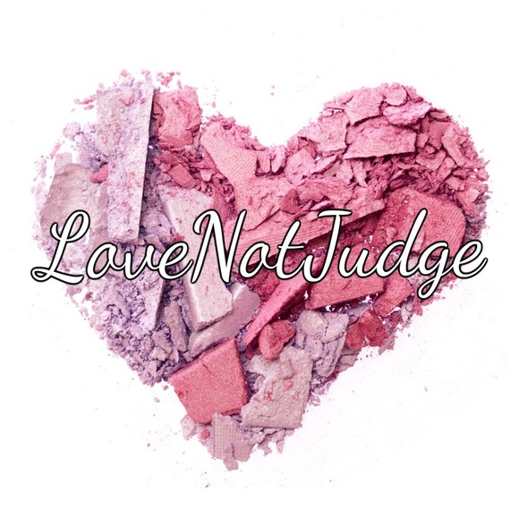 Profile Picture of Lovenotjudge fashion & cosmetics Aka lnj cosmetics (@lovenotjudge) on Poshmark