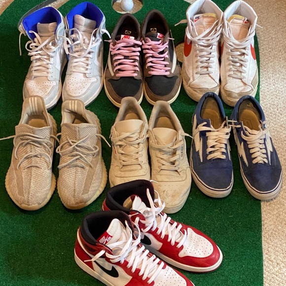 Profile Picture of Mike Della torre (@mdellatorre91) on Poshmark