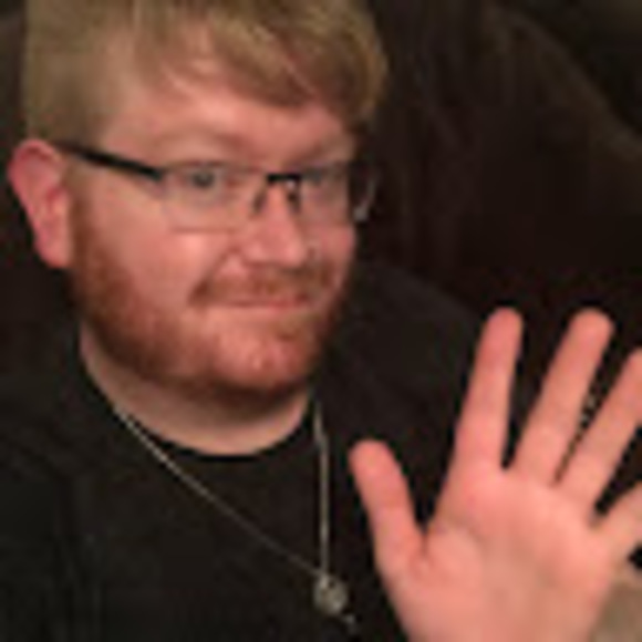Profile Picture of Bryan Everdeen (@bryaneverdeen) on Poshmark
