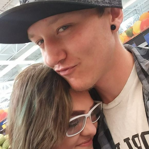 Profile Picture of Brãdęñ Kãłęr (@oneofakind_333) on Poshmark