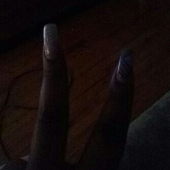 Profile Picture of Danielle Toney (@mushy89) on Poshmark