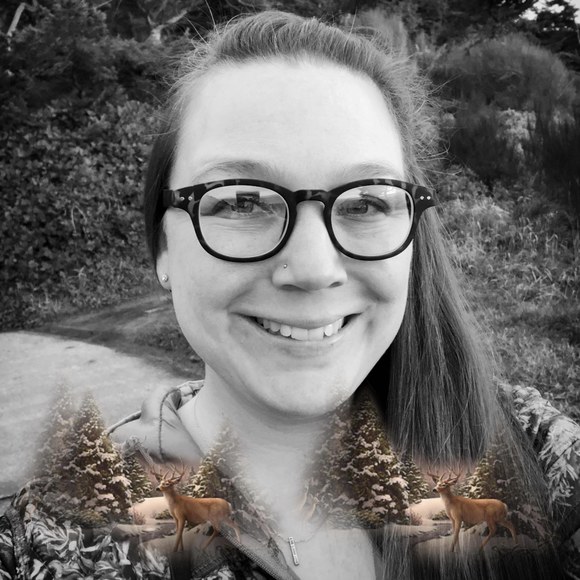 Profile Picture of Amanda Bice (@biceamanda) on Poshmark