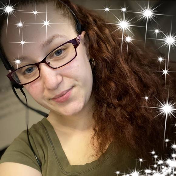 Profile Picture of Michelle Guigliano (@shelliiibabiii) on Poshmark