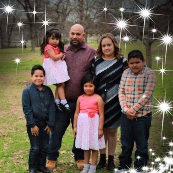Profile Picture of Ernesto Enriquez (@ernestoenriq232) on Poshmark