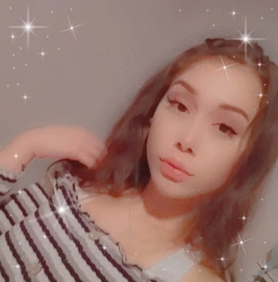 Profile Picture of Ashlyn Mattozzi (@qweenashlyn) on Poshmark