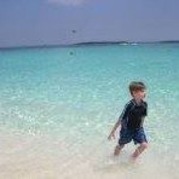 Profile Picture of Jacqueline Schroeders (@schrofam) on Poshmark